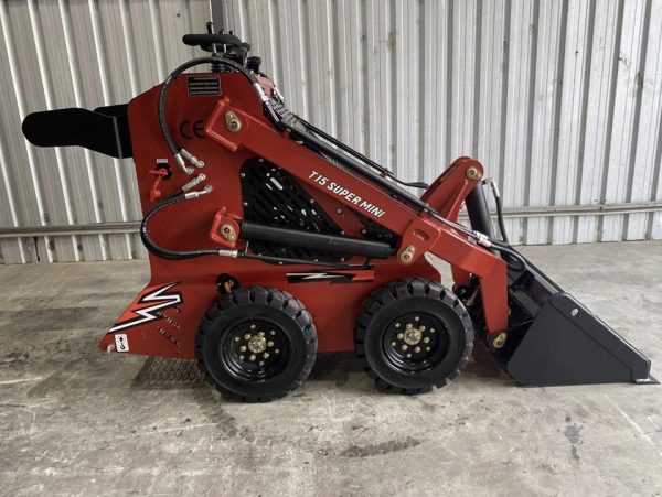 15 HP Mini Loader - Image 2