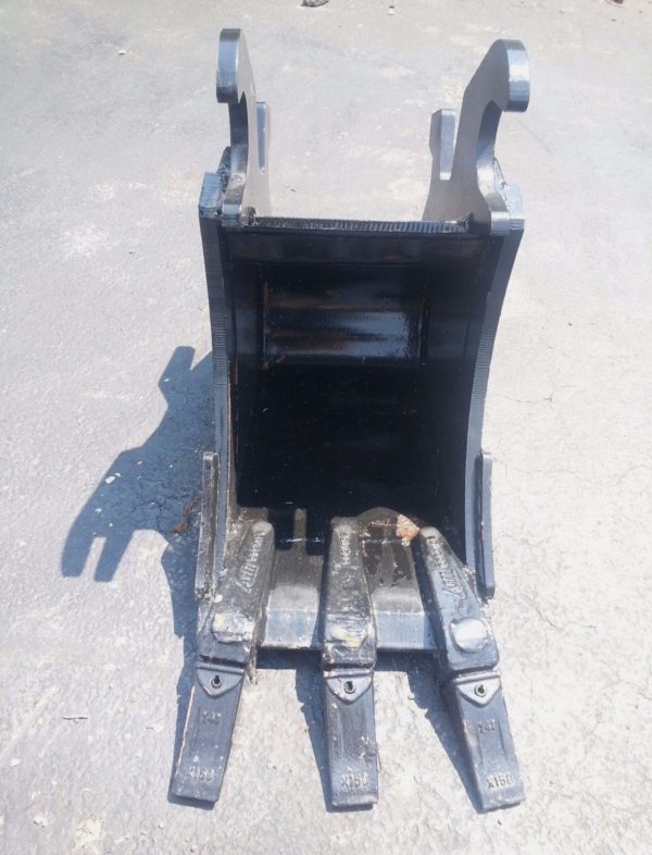 NEW 12" Excavator Bucket for a John Deere 110TLB ZTS with ZTS Coupler - Image 3