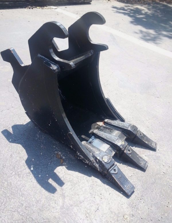 NEW 12" Excavator Bucket for a John Deere 110TLB ZTS with ZTS Coupler - Image 4